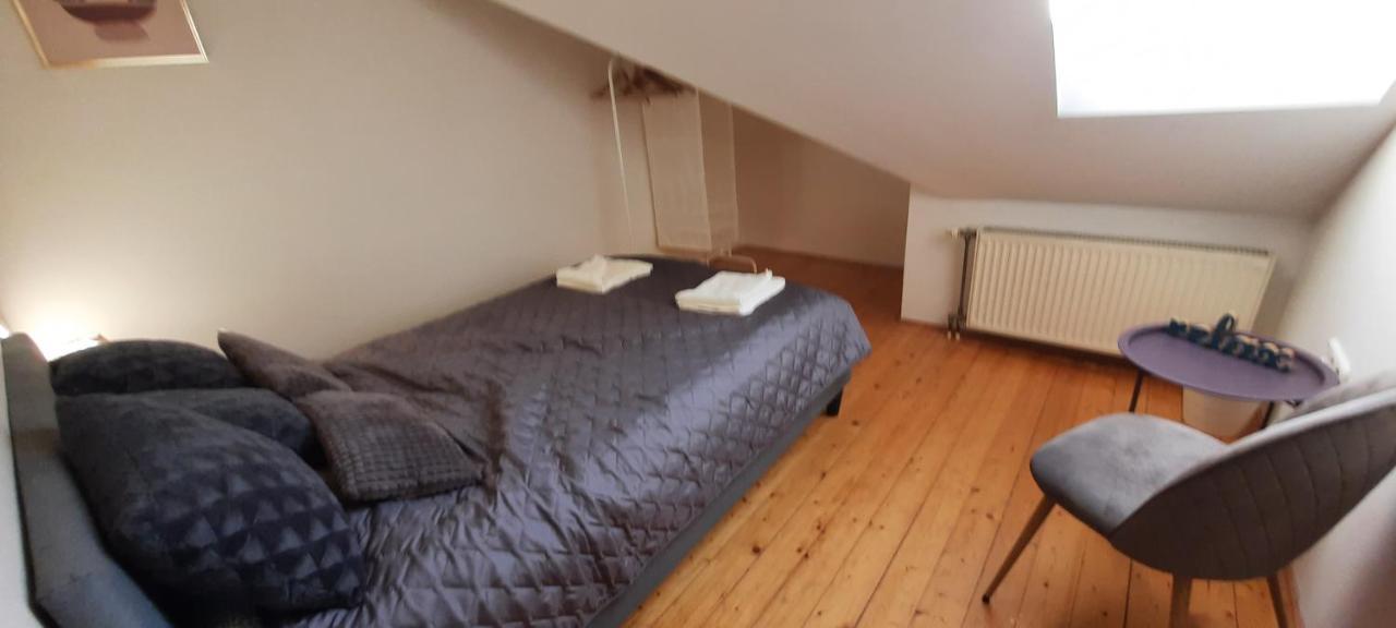 Hi-Bp Garden City Batsanyi Apartment 3 Rooms, Apartment Upstairs Near The City Train With Free Parking Budapest Exterior foto