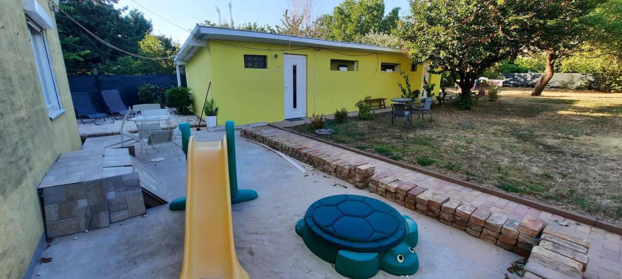 Hi-Bp Garden City Batsanyi Apartment 3 Rooms, Apartment Upstairs Near The City Train With Free Parking Budapest Exterior foto